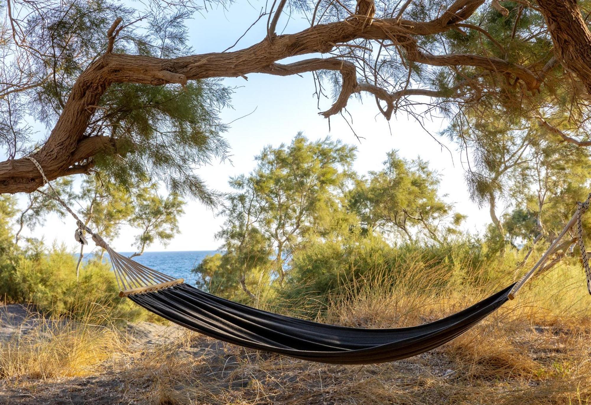 Scorpios Beach Монолитос Экстерьер фото